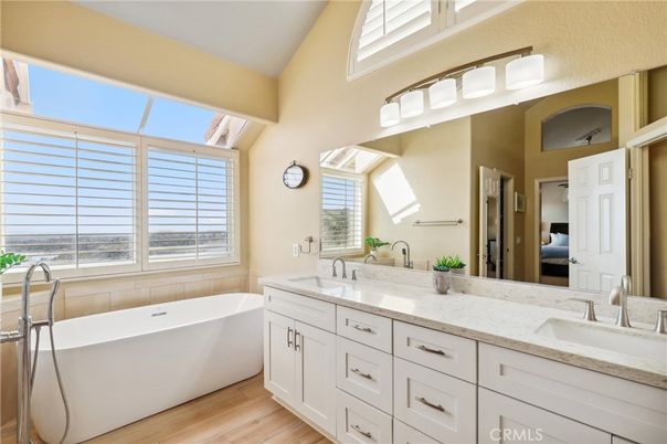 Bathroom, Dual Sink Vanities, Free Standing Baths, Interior, Wood Texture Flooring