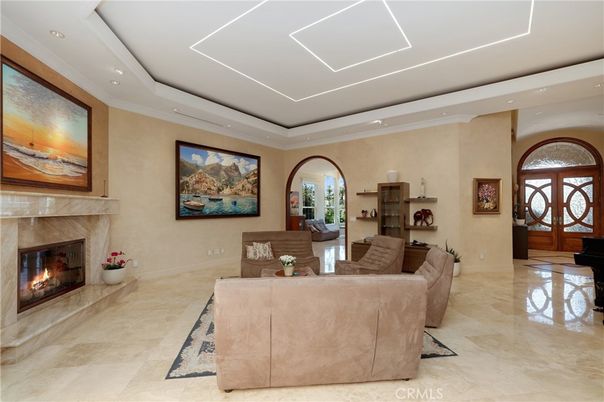 Fireplace, Interior, Living room, Recessed Lighting
