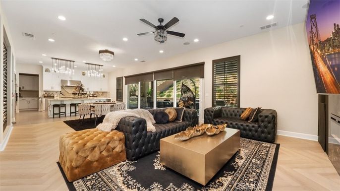 Interior, Kitchen, Living room, Pendant Lights, Recessed Lighting, Wood Texture Flooring