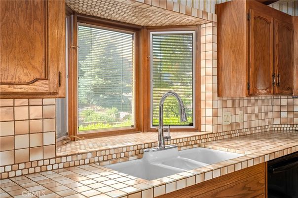Interior, Kitchen, Tile Countertops