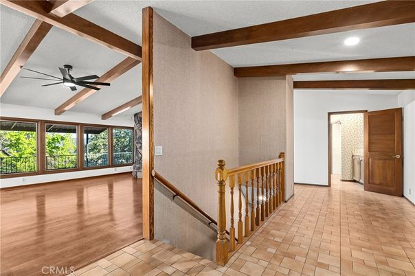 Empty room, Interior, Recessed Lighting, Wooden Beams, Wood Texture Flooring