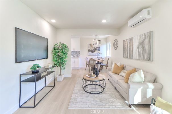 Dining room, Interior, Living room, Pendant Lights, Recessed Lighting, Wood Texture Flooring