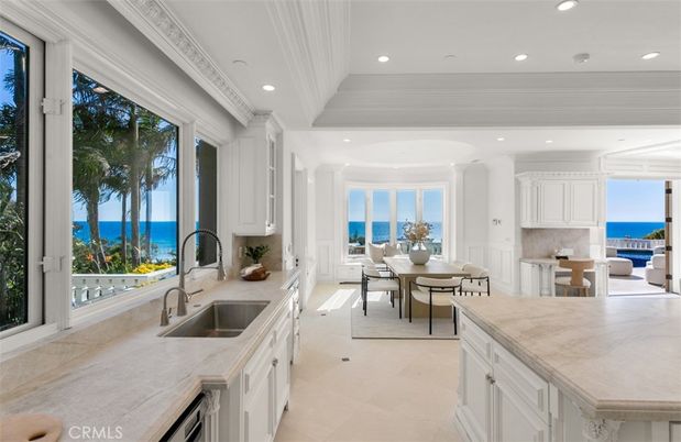 Dining room, Interior, Kitchen, Recessed Lighting, Stainless Steel Appliances, Water