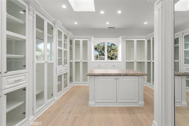 Interior, Recessed Lighting, Walk-in Closets, Wood Texture Flooring