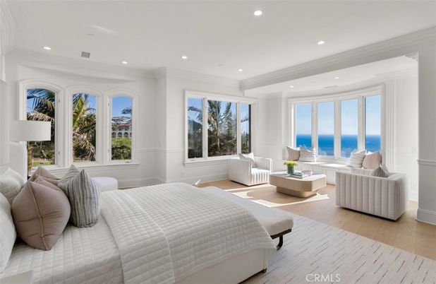 Bedroom, Interior, Recessed Lighting, Water, Wood Texture Flooring