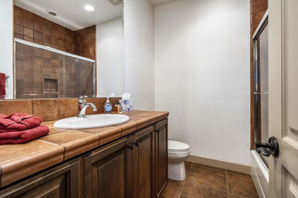 Bathroom, Interior, Recessed Lighting, Tile Countertops