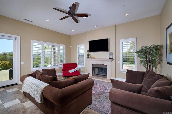 Fireplace, Interior, Living room, Recessed Lighting