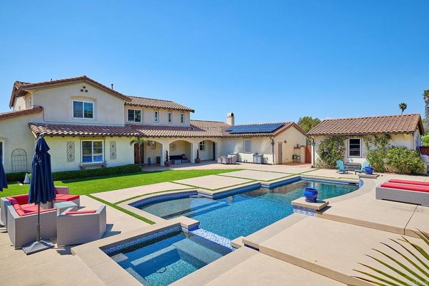 Exterior, Pool, Solar Panels