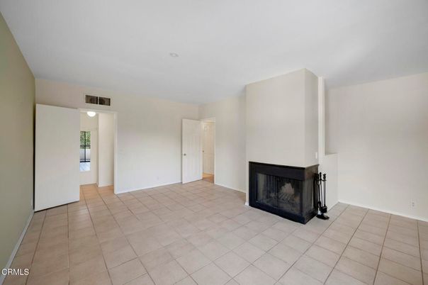 Empty room, Fireplace, Interior