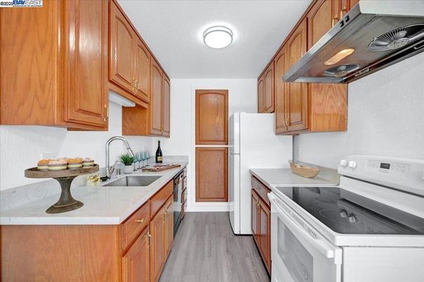 Interior, Kitchen, Wood Texture Flooring