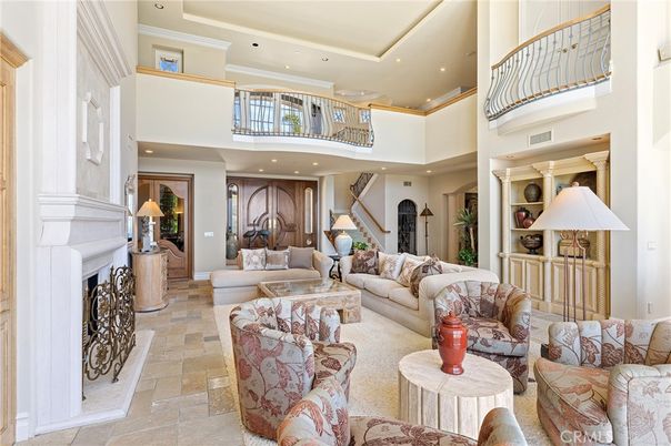 Fireplace, Interior, Living room, Recessed Lighting