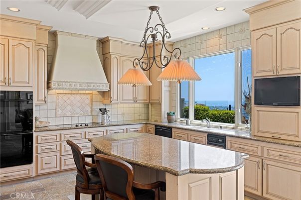 Chandelier, Interior, Kitchen, Recessed Lighting, Stainless Steel Appliances, Water