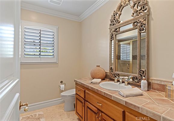 Bathroom, Interior, Tile Countertops