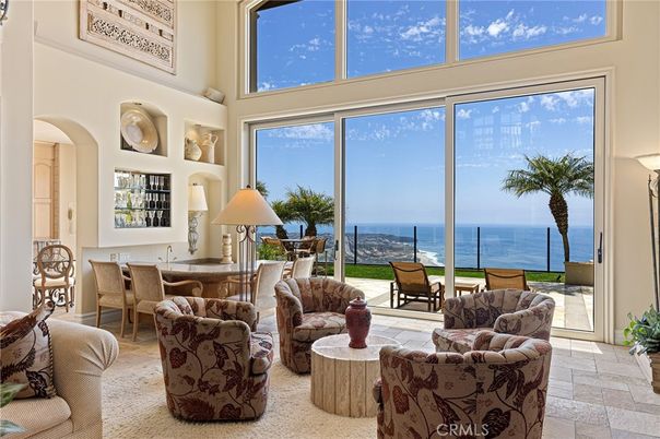 Interior, Living room, Sun Room, Water