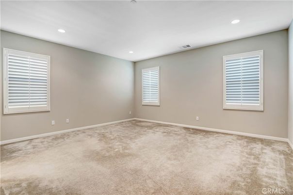 Empty room, Interior, Recessed Lighting