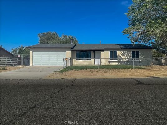 Attached, Backyard, Exterior, Facade, Ranch