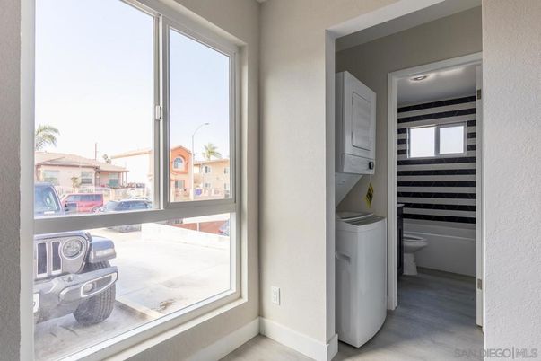 Interior, Washer