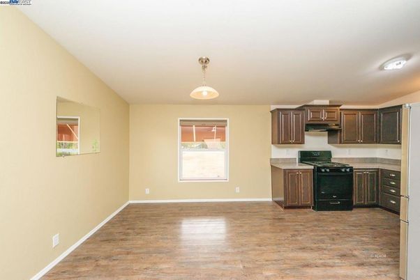 Interior, Kitchen, Pendant Lights, Wood Texture Flooring