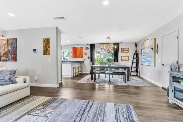 Chandelier, Dining room, Fireplace, Interior, Recessed Lighting, Wood Texture Flooring