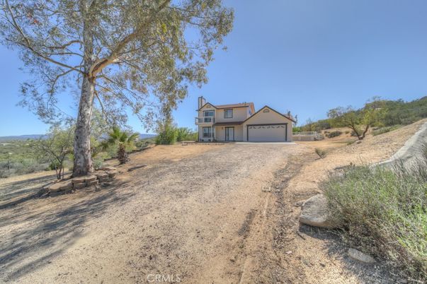 Backyard, Detached Garage, Exterior