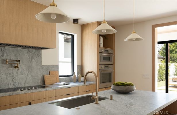 Interior, Kitchen, Pendant Lights, Stainless Steel Appliances