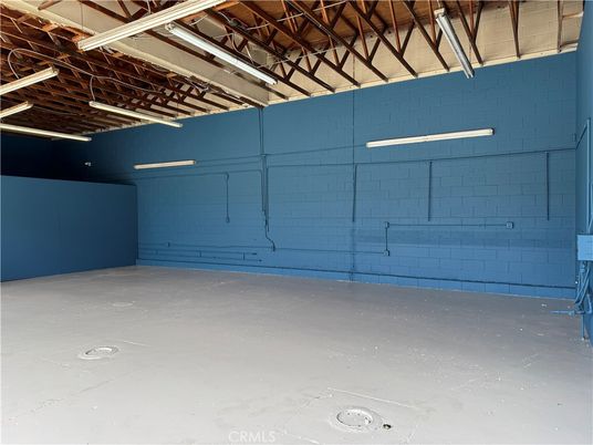 Empty room, Interior, Wooden Beams