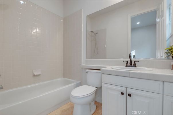 Bathroom, Interior, Recessed Lighting, Tile Countertops