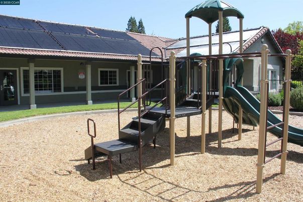 Backyard, Exterior, Playground