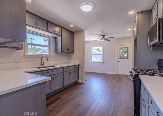 Interior, Kitchen, Recessed Lighting, Wood Texture Flooring