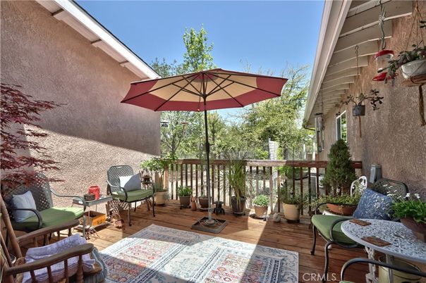 Exterior, Wood Texture Flooring