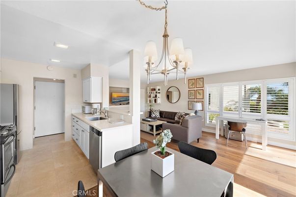 Chandelier, Dining room, Interior, Kitchen, Living room, Recessed Lighting, Wood Texture Flooring