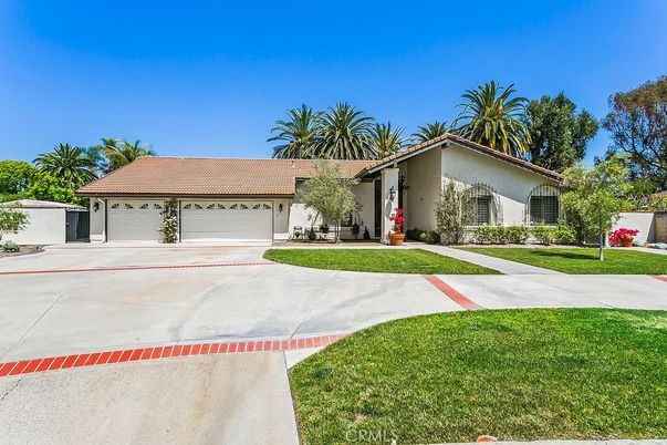 Attached, Backyard, Exterior, Facade, Ranch