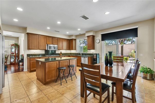 Dining room, Interior, Kitchen, Recessed Lighting, Stainless Steel Appliances