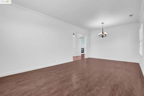 Chandelier, Empty room, Interior, Wood Texture Flooring