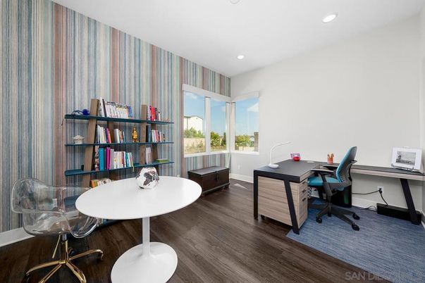 Home Office, Interior, Recessed Lighting, Wood Texture Flooring