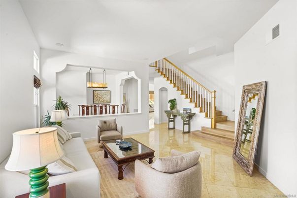 Chandelier, Dining room, Interior, Living room, Pendant Lights