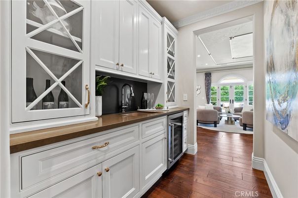 Interior, Kitchen, Living room, Recessed Lighting, Wood Texture Flooring