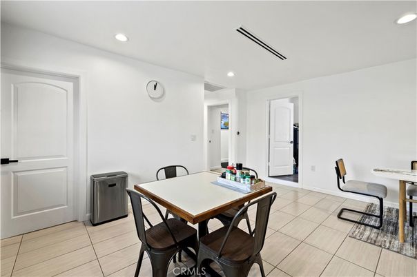 Dining room, Interior, Recessed Lighting