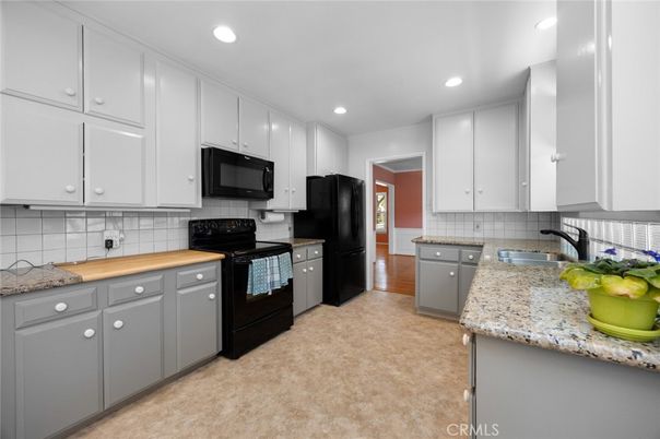 Interior, Kitchen, Recessed Lighting