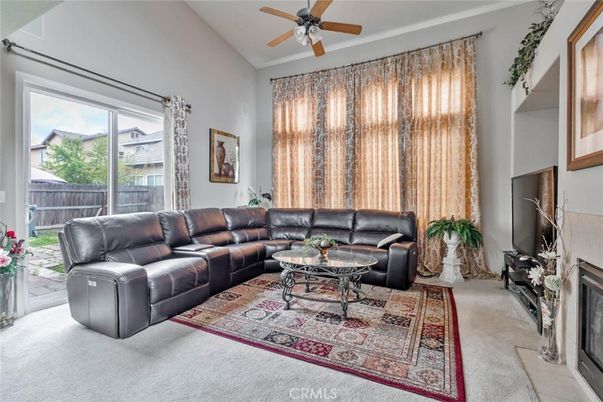 Fireplace, Interior, Living room