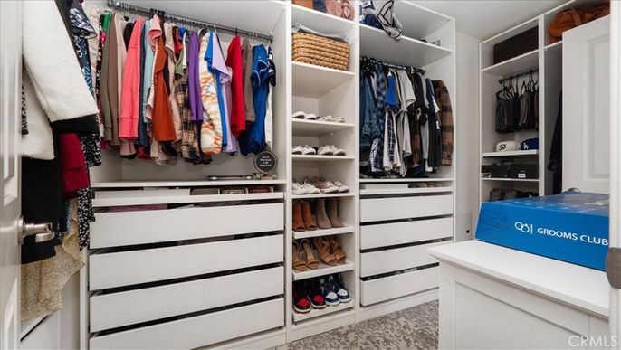 Interior, Walk-in Closets