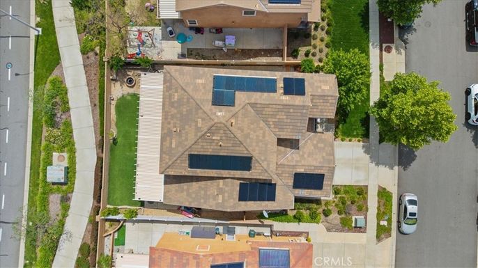 Exterior, Drone
