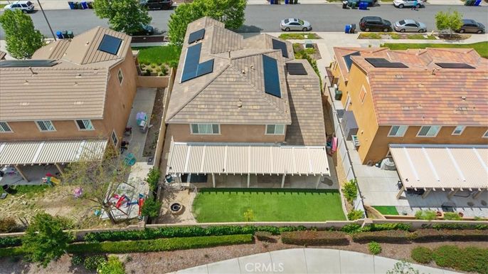 Exterior, Drone