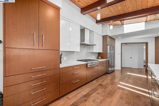 Interior, Kitchen, Stainless Steel Appliances, Wooden Beams, Wooden Ceilings, Wood Texture Flooring