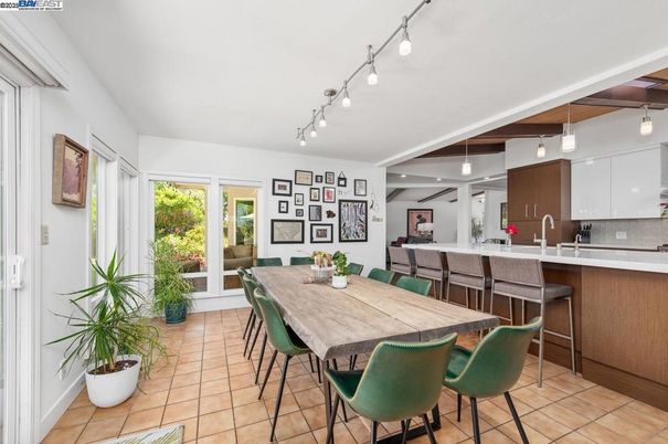 Dining room, Interior, Kitchen, Pendant Lights