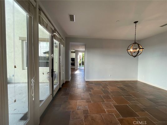 Empty room, Interior, Pendant Lights