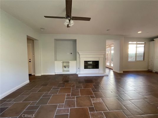 Empty room, Fireplace, Interior, Recessed Lighting