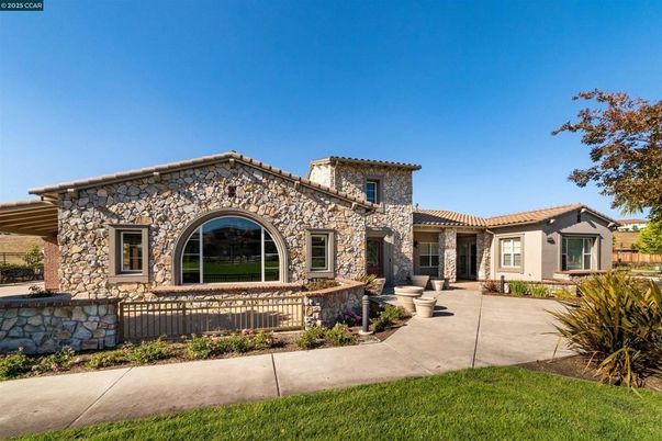 Backyard, Exterior, Facade, Mediterranean