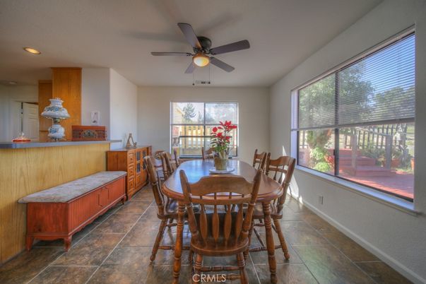 Dining room, Interior, Recessed Lighting