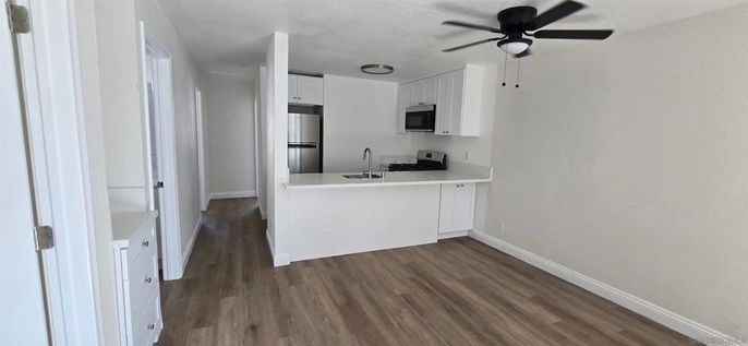 Interior, Kitchen, Wood Texture Flooring
